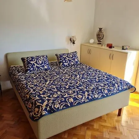 Apartment Borka *